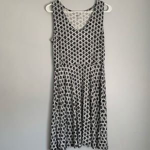 3/25!!!⭐️ Black and White Patterned Dress